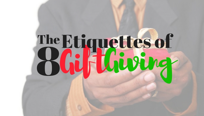 8 Etiquettes Of Gift Giving To Your Boss