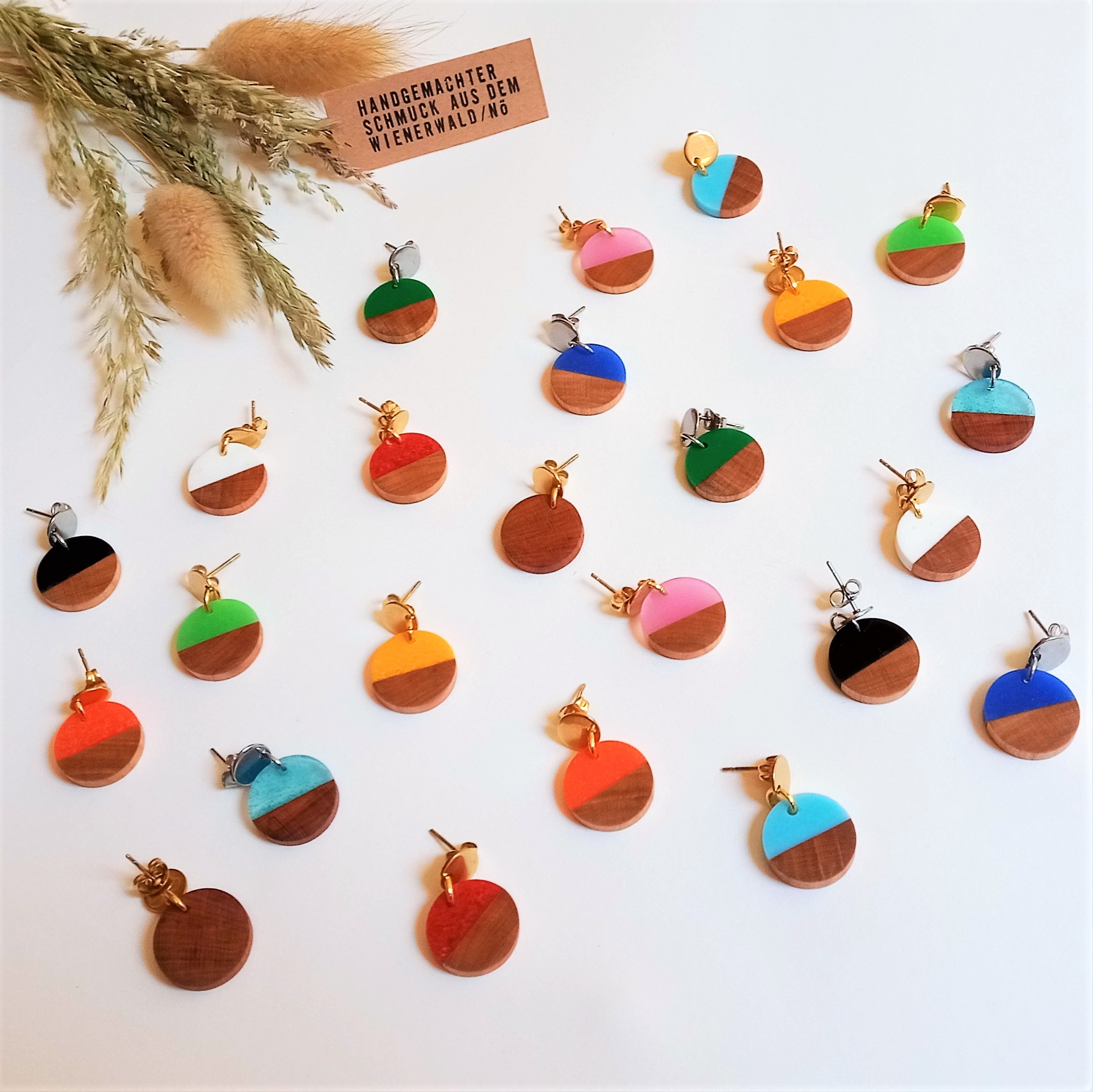 Epoxy-Holz Ohrringe in verschiedenen Farben