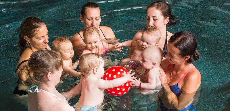 Babyschwimmen in Ellmau