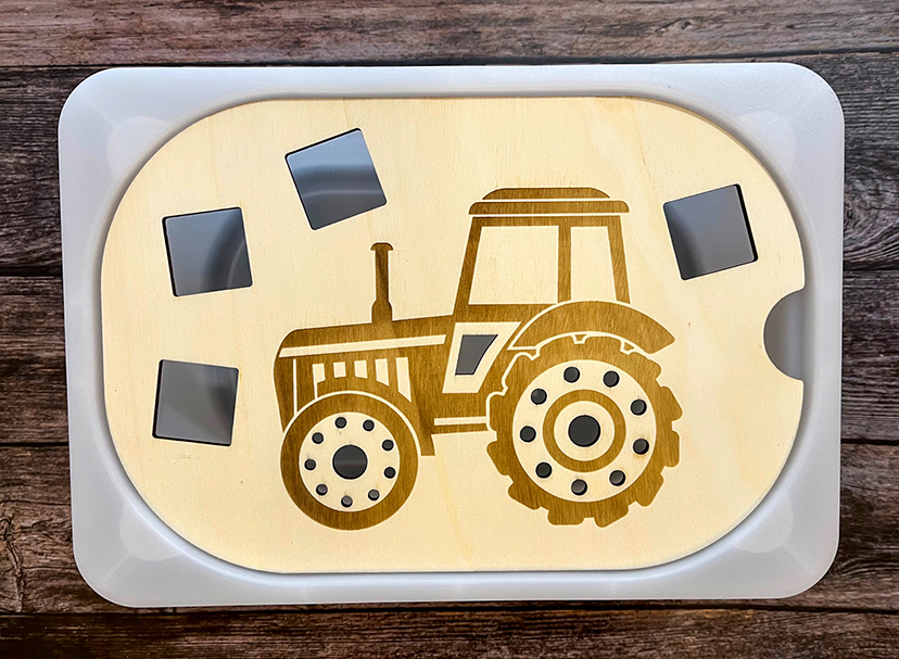 Spielplatte "Traktor" | Klein | Sortier- und Spielplatte für Kinder