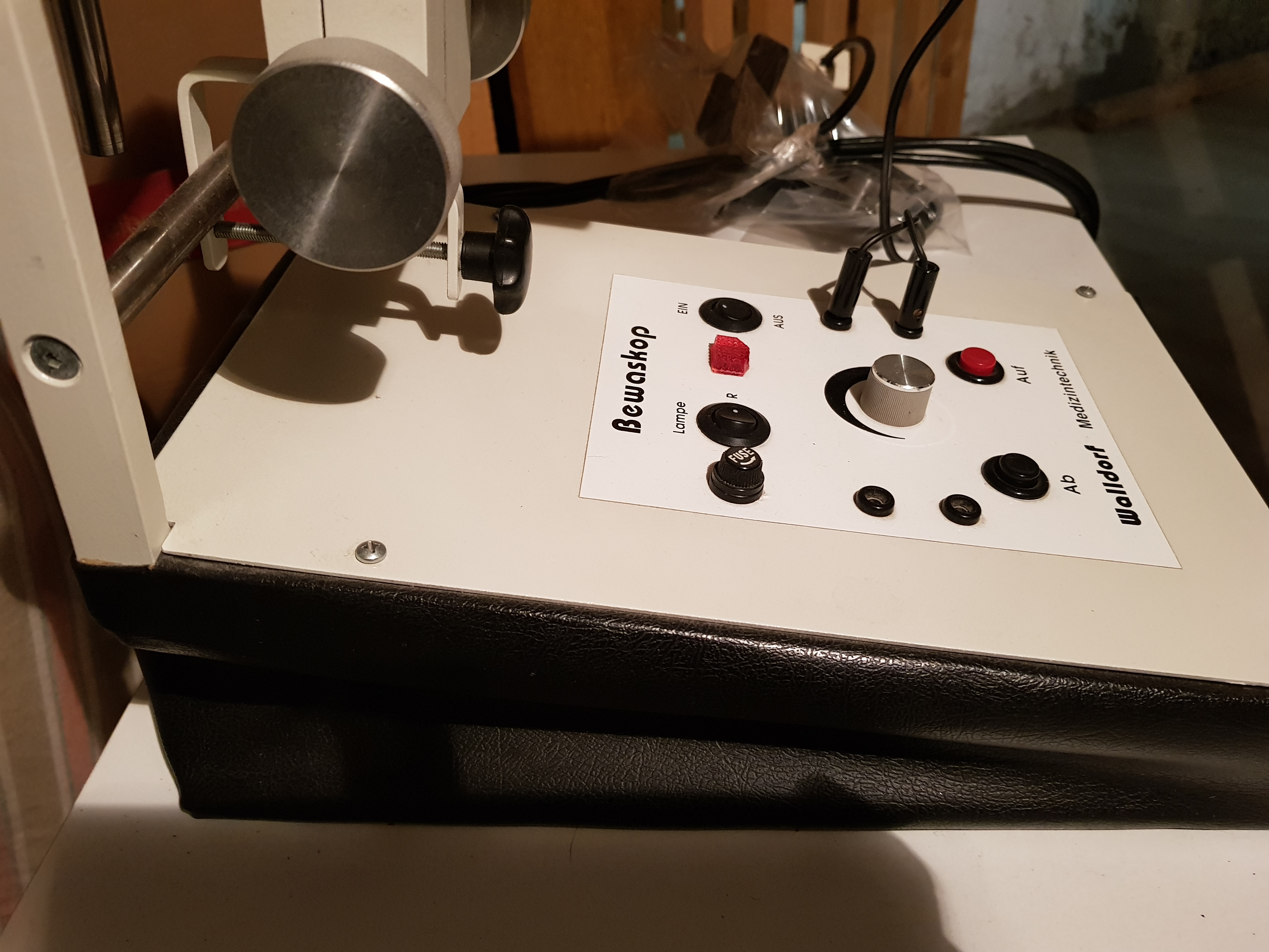 Irismikroskop, Bewaskop TXJHT Museumsgerät