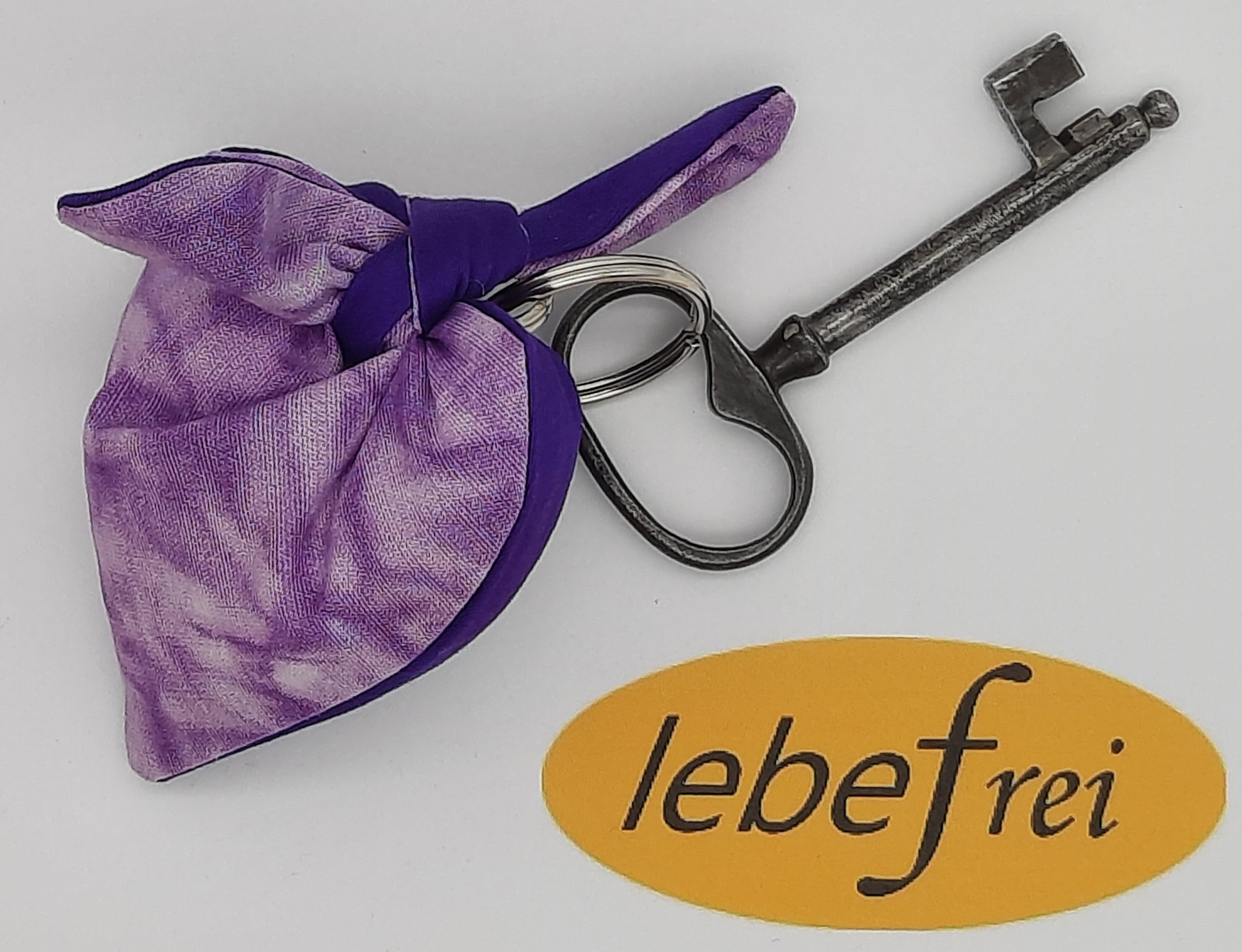 Sale! Herziger Schlüsselanhänger, violett/lila