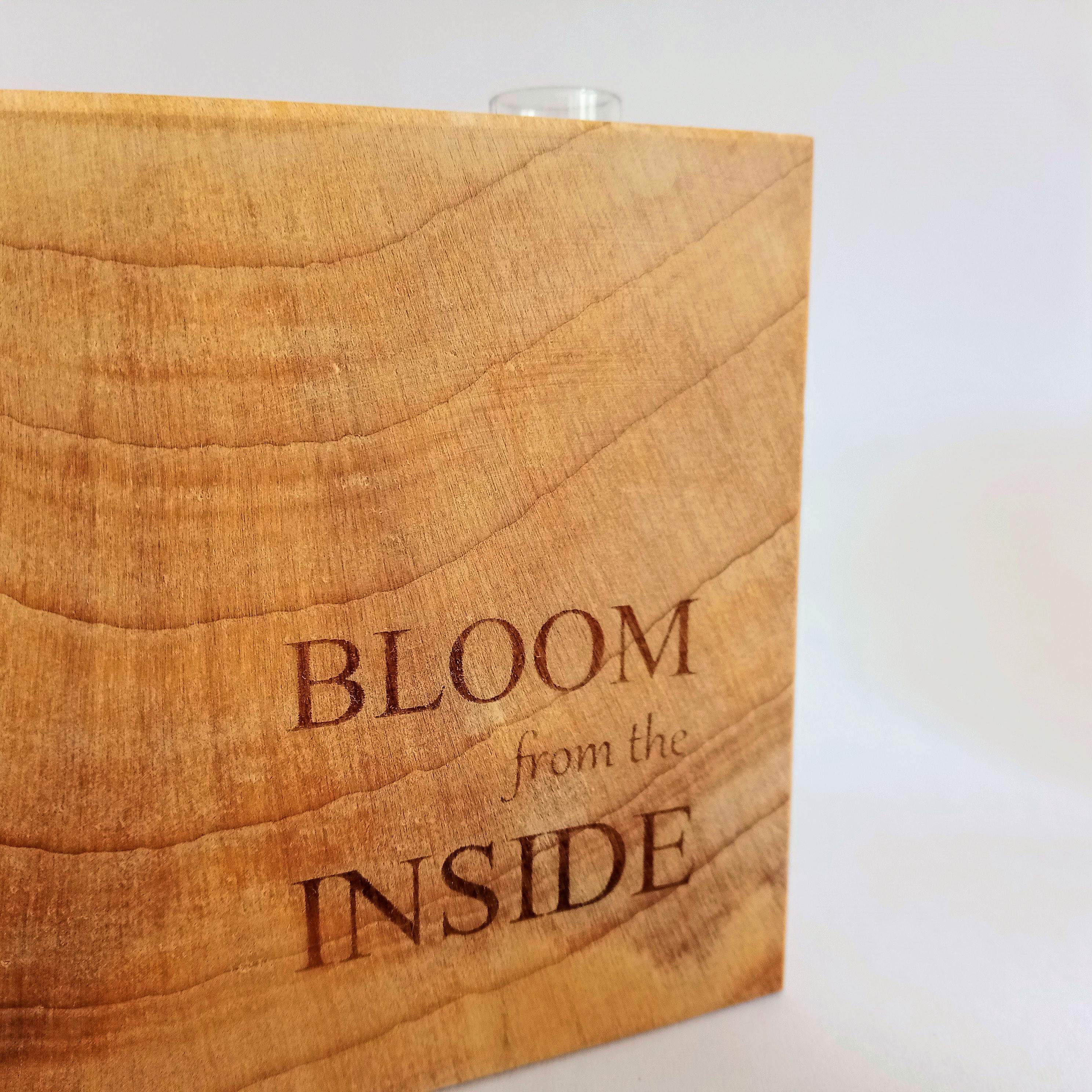 Holz-Vase mit Text, Ginko, quadratisch klein